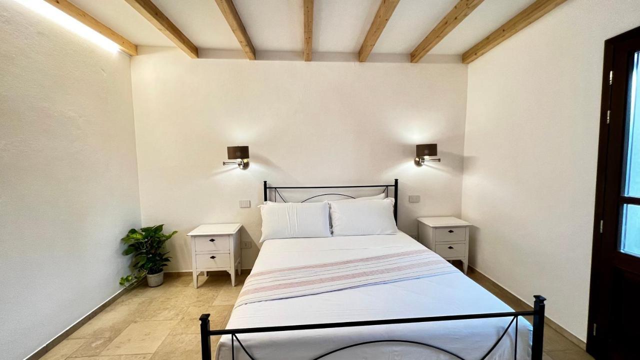 La Casa Di Natalie Apartment จิราโซเล ภายนอก รูปภาพ